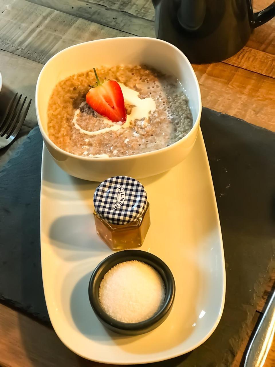 An Còrr, Arrochar Acomodação com café da manhã Exterior foto
